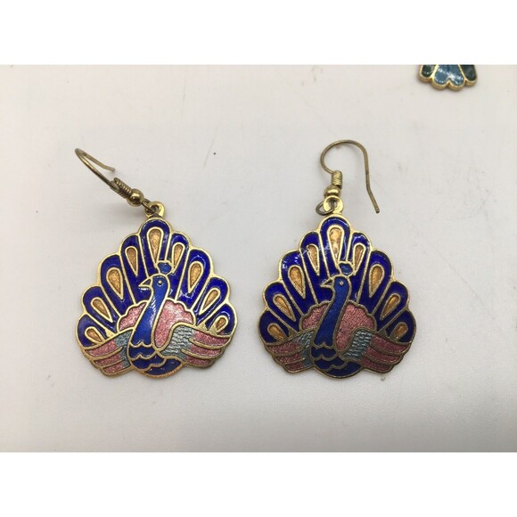 Lot Bird Earrings Cloisonne Enamel Gold Tone Peacock  Parrot Whimsical Catbird - Picture 2 of 10